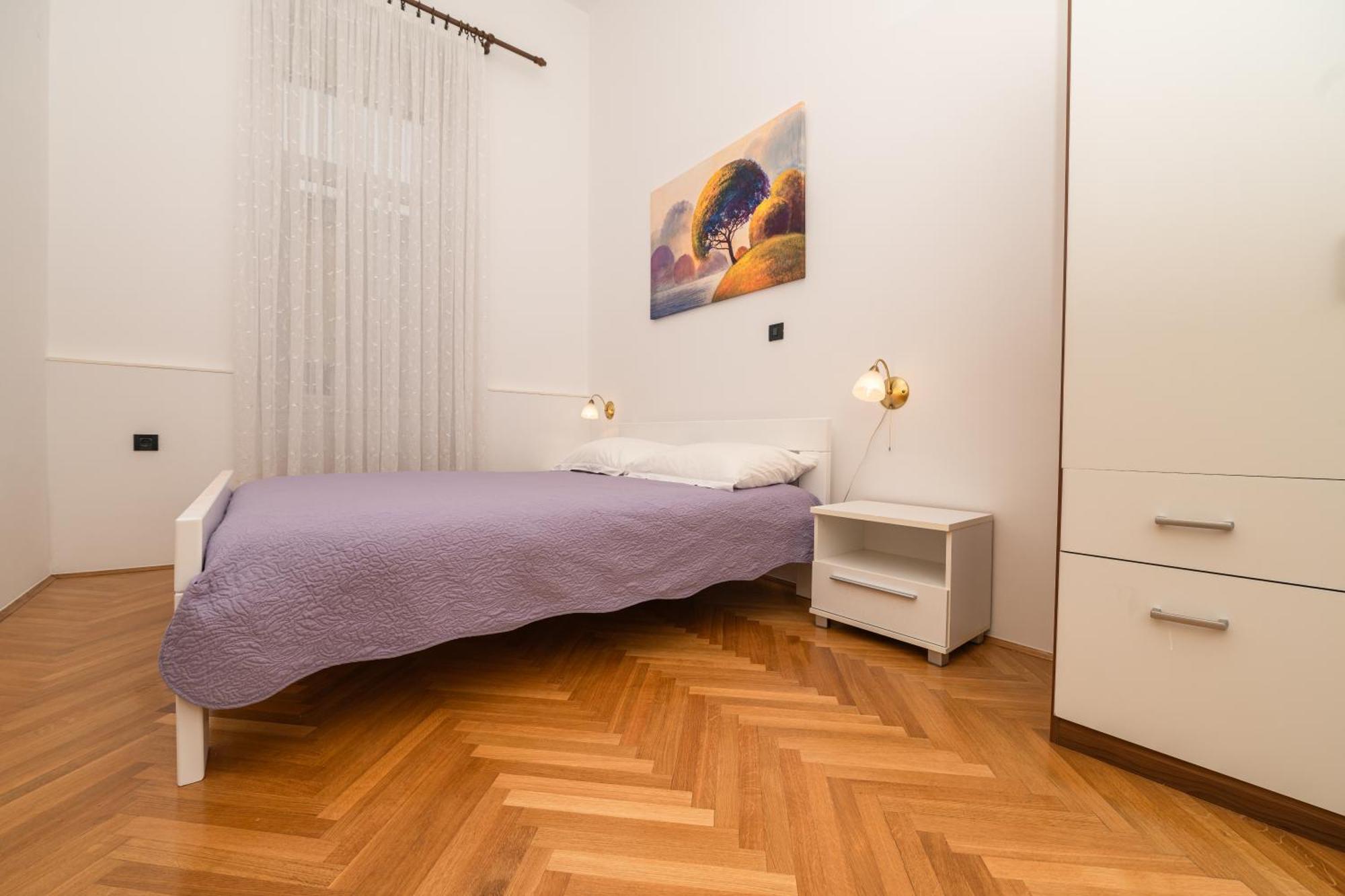 Aparment Kod Kule Apartment Крес Екстериор снимка